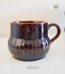 Ensemble de café et de thé RARE 9 pièces en faïence du Portugal des années 1980 de couleur marron glacé.