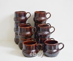 Ensemble de café et de thé RARE 9 pièces en faïence du Portugal des années 1980 de couleur marron glacé.