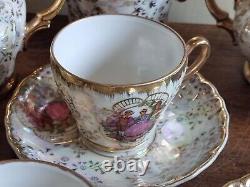 Ensemble de café ou de thé étranger vintage - Scène Victorienne dorée
