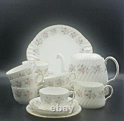 Ensemble de tasses/soucoupes/assiettes à thé 'Minton'Spring Bouquet' avec théière/Service à thé pour 6 personnes - 1er