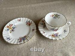 Ensemble de thé Royal Worcester White Roanoke Nouveau dans l'emballage