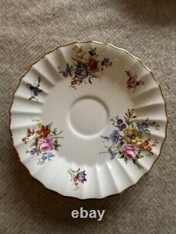 Ensemble de thé Royal Worcester White Roanoke Nouveau dans l'emballage