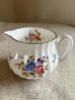 Ensemble de thé Royal Worcester White Roanoke Nouveau dans l'emballage