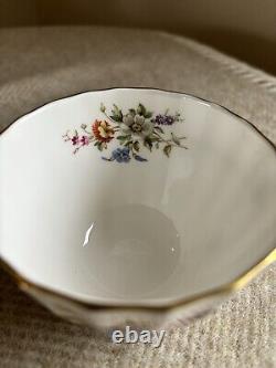 Ensemble de thé Royal Worcester White Roanoke Nouveau dans l'emballage