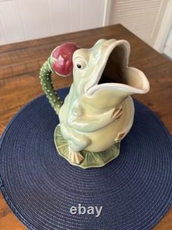 Ensemble de thé/café vintage avec grenouilles