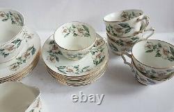 Rare Couronne 1801 Staffordshire Angleterre Ensemble de thé en porcelaine fine de 20 pièces