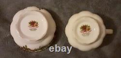 Royal Albert Old Country Roses Chine Coffee Set En Excellent État
