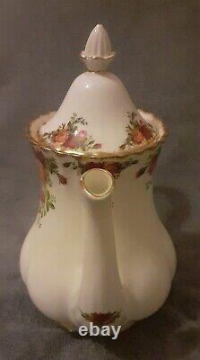 Royal Albert Old Country Roses Chine Coffee Set En Excellent État