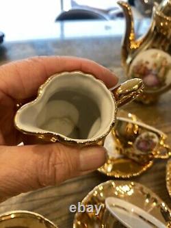 Service à café en porcelaine fine Vintage Bondware Gold Dimitasse avec couples galants de Fragonard