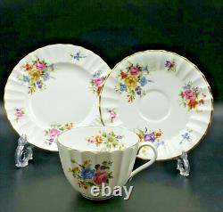 Service à thé Royal Worcester White Roanoke pour 6 personnes 1ère qualité