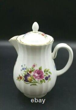 Service à thé Royal Worcester White Roanoke pour 6 personnes 1ère qualité