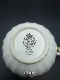 Service à thé Royal Worcester White Roanoke pour 6 personnes 1ère qualité