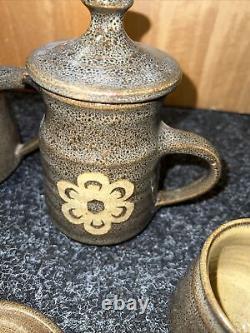 Service à thé et café en poterie vintage Minton du 19ème siècle avec théière florale, assiettes et bol