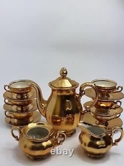 Service de vaisselle de haute qualité en or, moccasin, espresso J. Kronester pour 6 personnes. Vintage.
