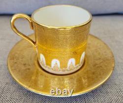 Tasse à café et soucoupe de dégustation Aynsley Heavy Gold Hand Painted Orchard Vintage Rare