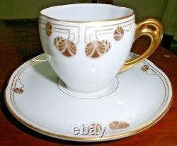 Tasse à café vintage avec soucoupe en porcelaine dorée, pièces de collection modernes en or, s'il vous plaît