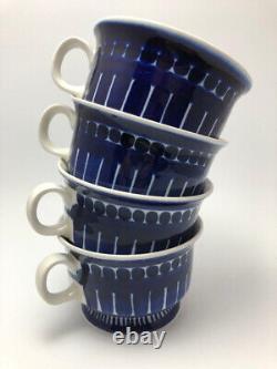 Tasses à café et thé sur pied vintage bleu et blanc Arabia Finland Valencia - Ensemble de 4