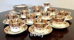 Vintage Roslyn Bone Chine Made In England Tea Set & Plates (36 Pièces)