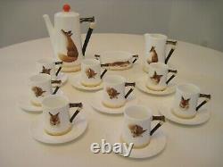 Vintage Royal Doulton Reynard The Fox Demitasse Coffee Set 19 Piece Nr